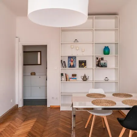 Saska 54 * Warsaw