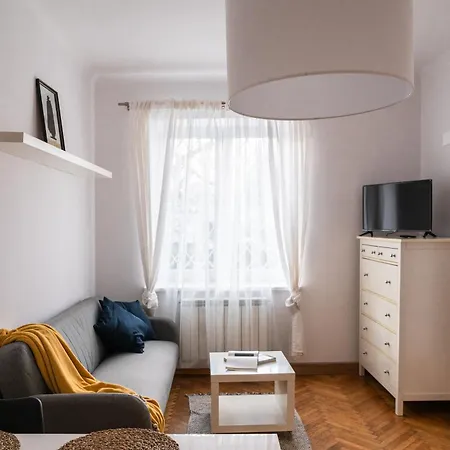 Saska 54 * Warsaw